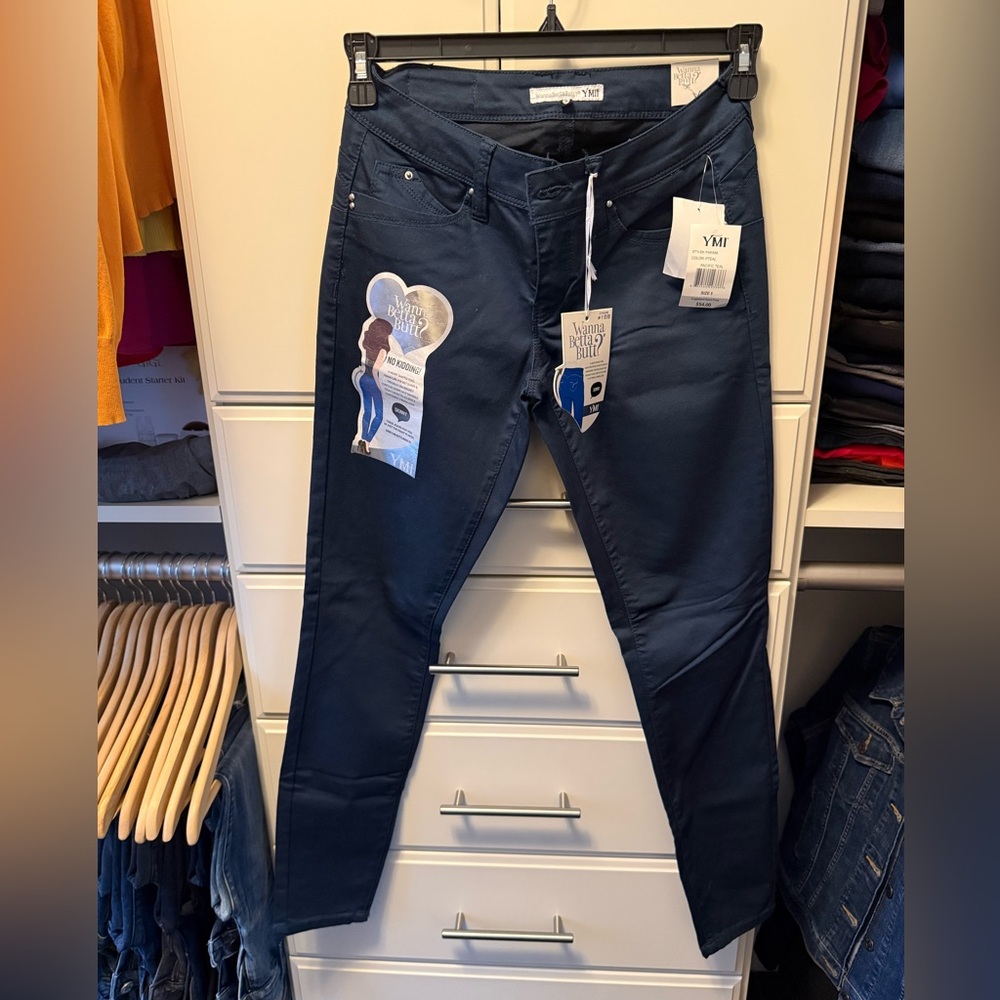 NWT YMI Wanna Betta Butt? Stretch Skinny Jeans.  Size 5.  Color: Pacific Teal